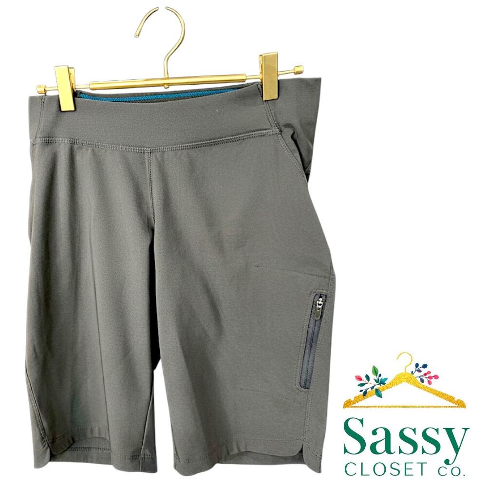 Columbia Gray Omni‑Shield Pull‑On Shorts Zip Pocket Women’s Small EUC